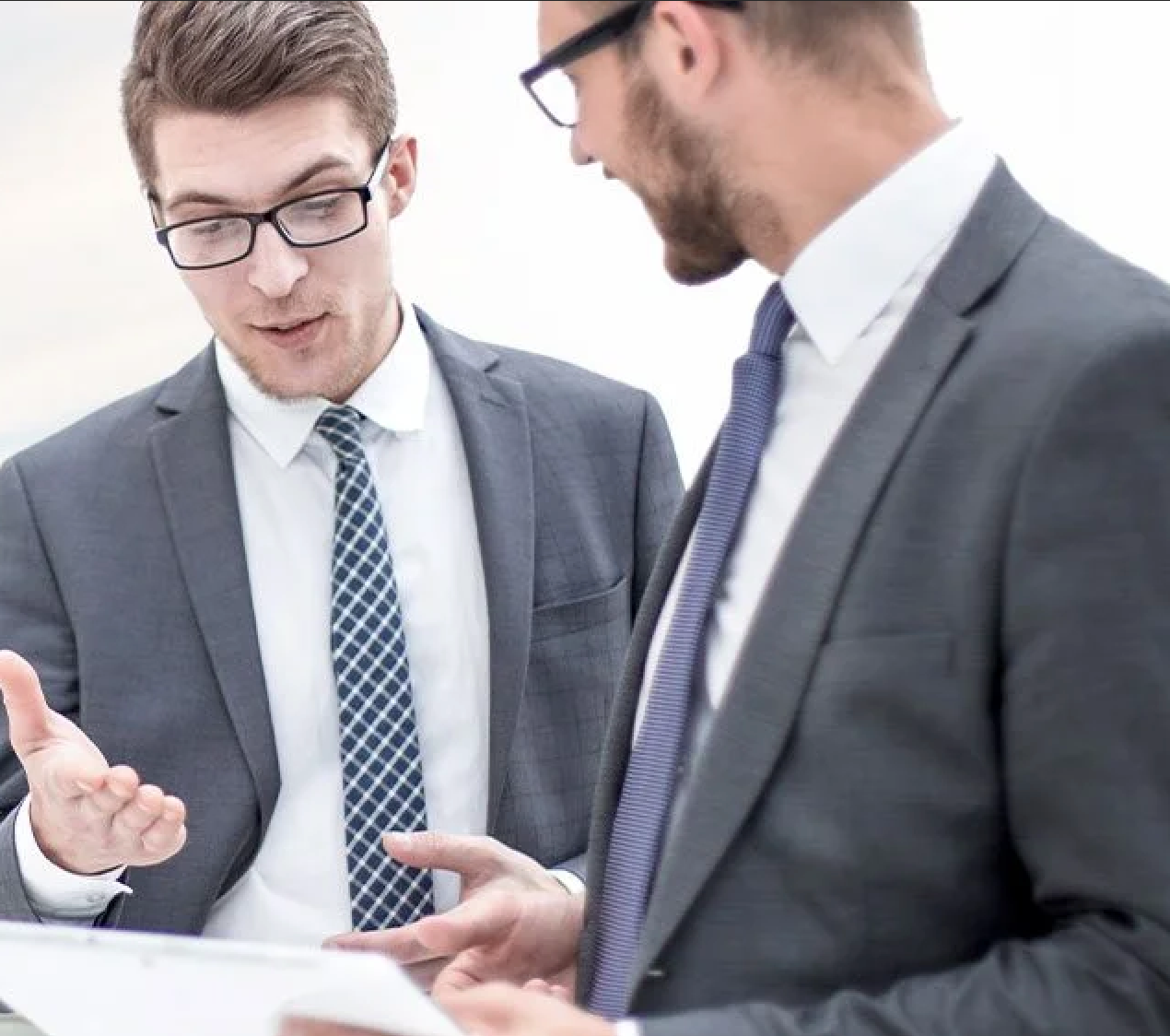 الرخص التجارية إصدار وتجديد التراخيص وفق الاشتراطات